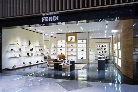 fendi shoes dubai